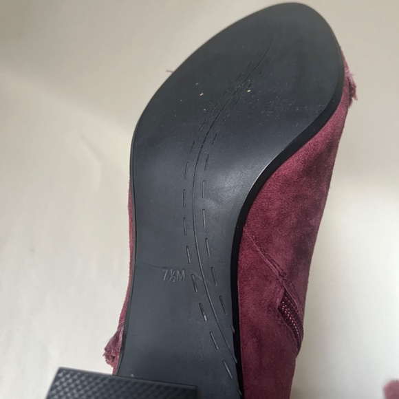 Vaneli Maroon Almond Toe‎ Zip Cushioned Comfy Ankle Cap Toe Fridge Booties Shoes - Picture 15 of 16